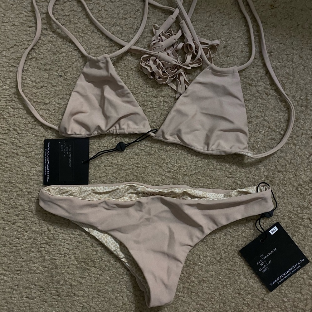 Acacia clay set